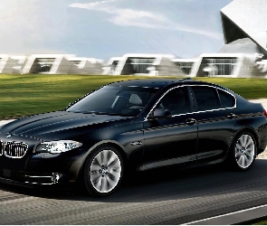 Czarne, Piątka, BMW F10