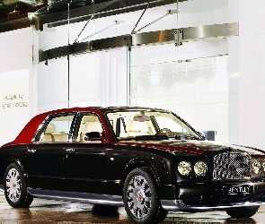 Salon, Bentley Arnage