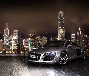 Miasto, Nocą, Audi R8