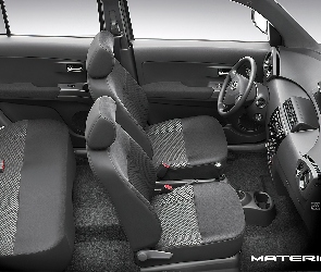 Daihatsu Materia, Wnętrze
