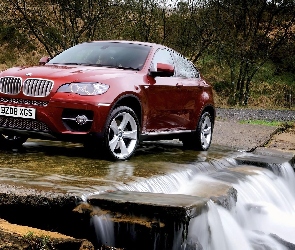 Wiśniowe, Rzeczka, Bmw X6