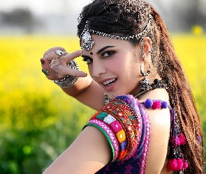 Makijaż, Aktorka, Jacqueline Fernandez, Biżuteria, Kobieta