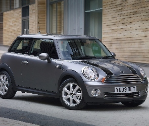 Antena, Grill, Mini One