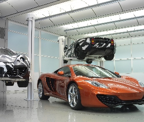 Dealer, McLaren MP4-12C