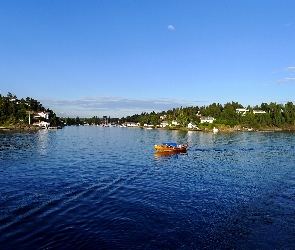 Miasteczko, Łódka, Morzem, Nad