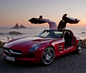 Mercedes SLS, Morze