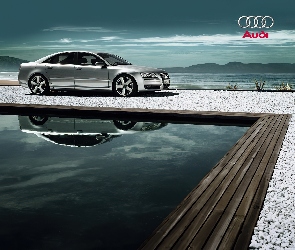 Audi A8, Basen, Srebrne