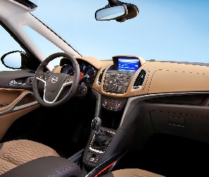 Opel Zafira III, Wnętrze