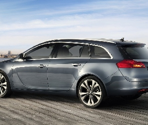 Opel Insignia, Woda, Kombi