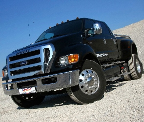 Ford F650