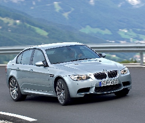 E90, Pakiet M, BMW 3