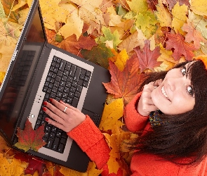 Laptop, Kobieta, Jesień, Liście