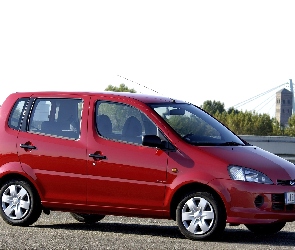 Daihatsu YRV, Van, Czerwone
