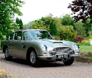 Aston Martin, DB6, Zabytkowy