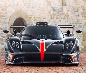 Revolution, Pagani Zonda