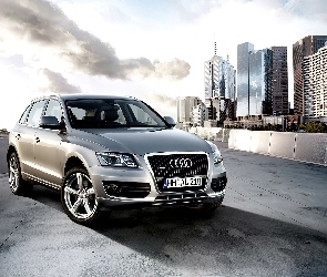 Budynki, Miasto, Audi Q5