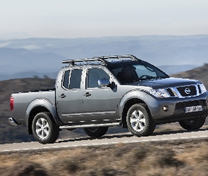 Nissan Navara, szary