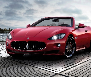 Gran Cabrio, Czerwony, Maserati