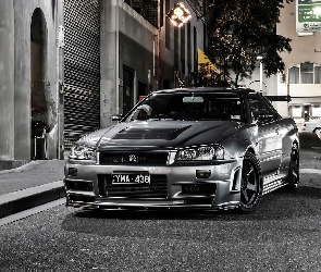 Nissan, Ulica, SkyLine