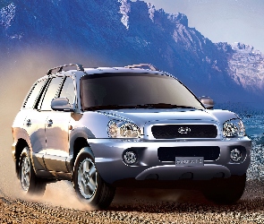 Srebrny, Hyundai Santa Fe