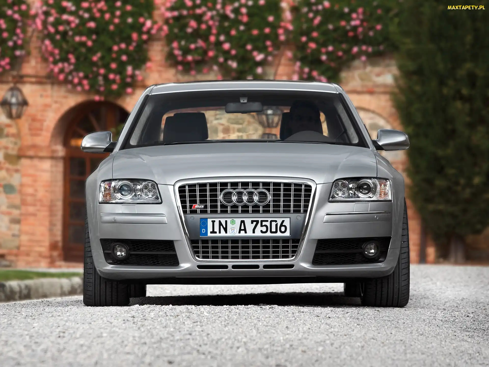 Srebrne, Przód, Audi S8