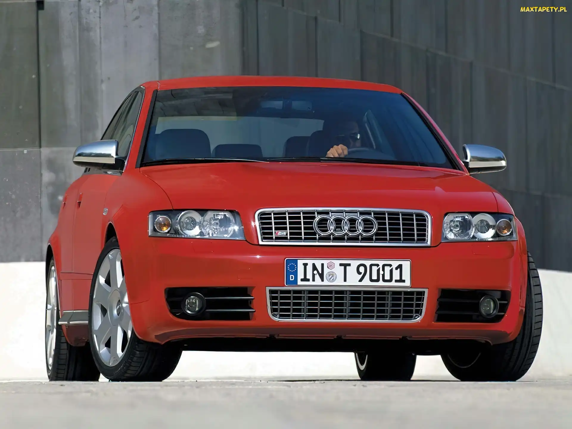 B6, Przód, S4