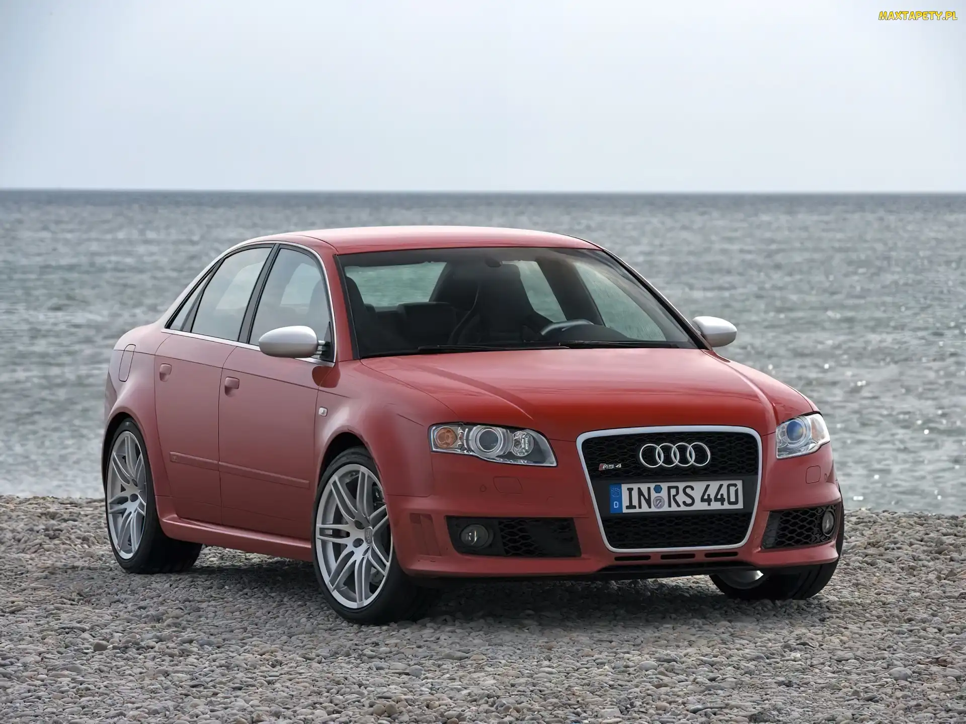 Audi, RS4, Czerwone