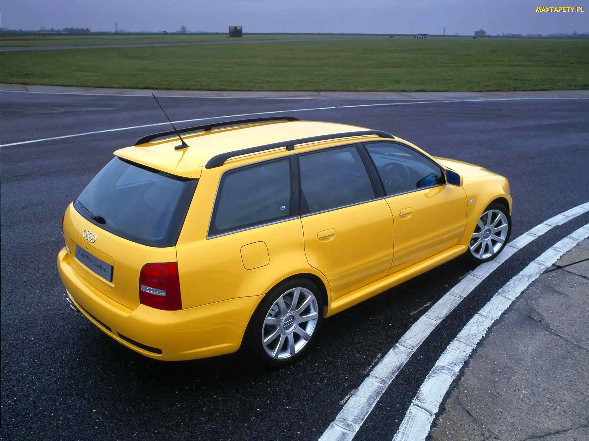 Audi RS4, Avant, Żółte