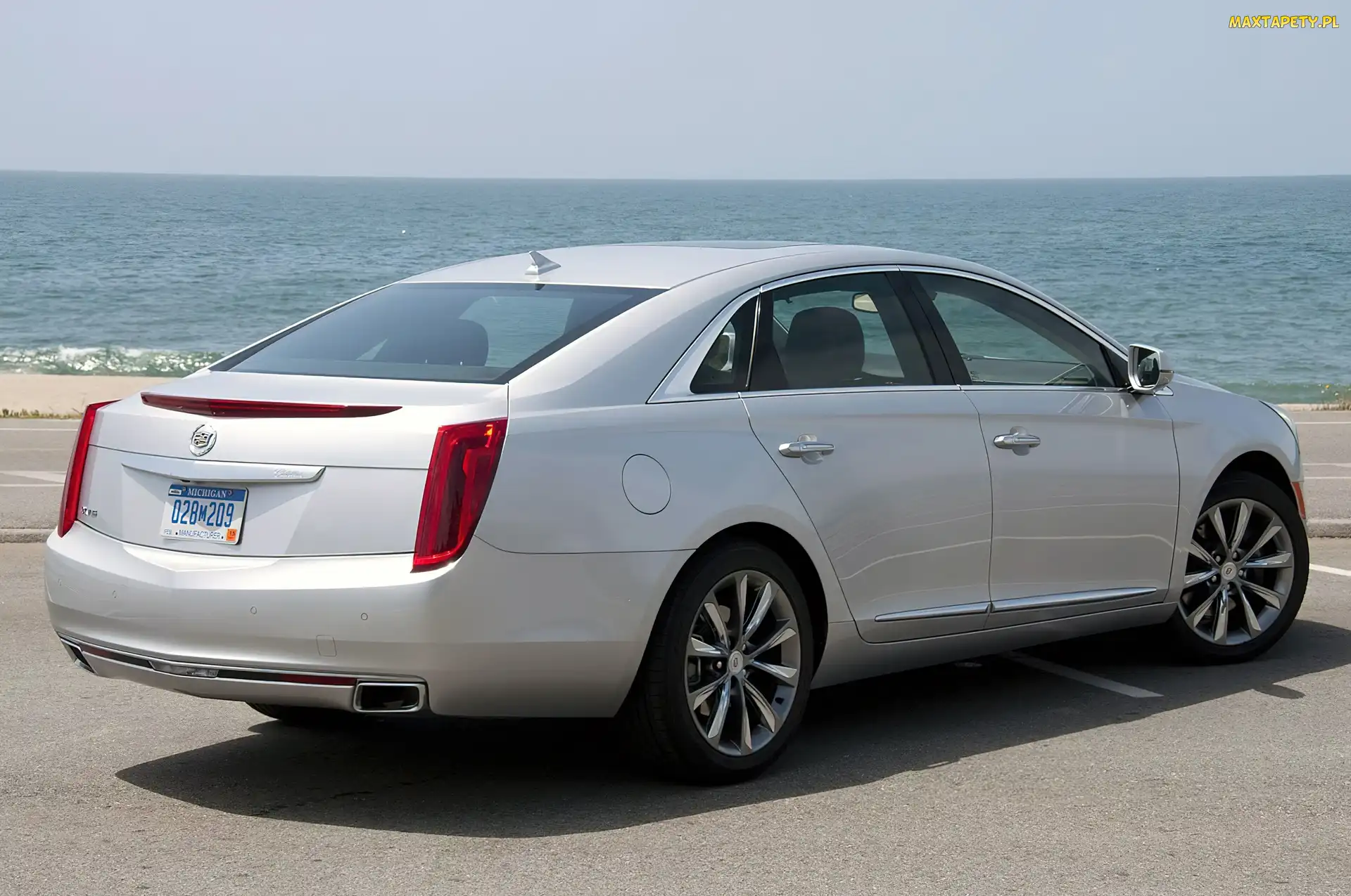 Cadillac XTS, Morze, Srebrny