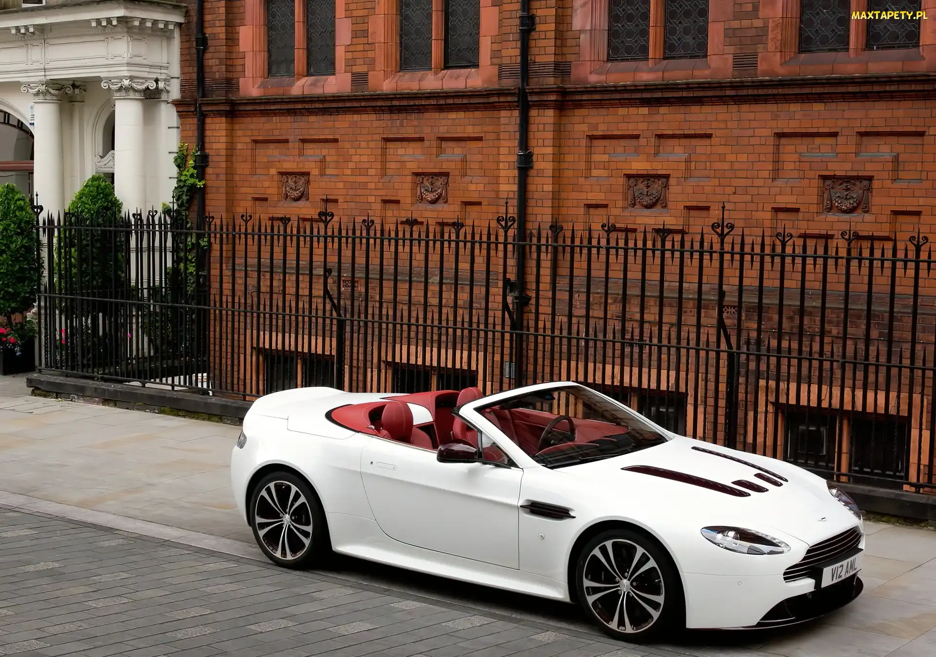 V12, Cabriolet, Aston Martin, Vantage