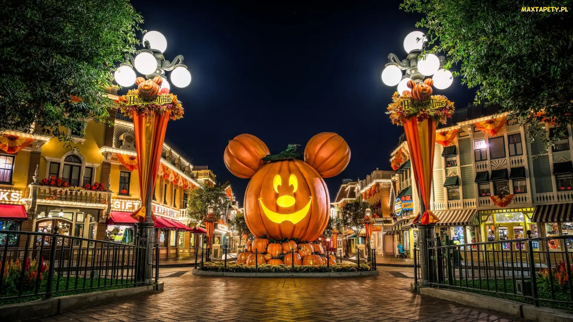 Dynie, Miasto, Halloween