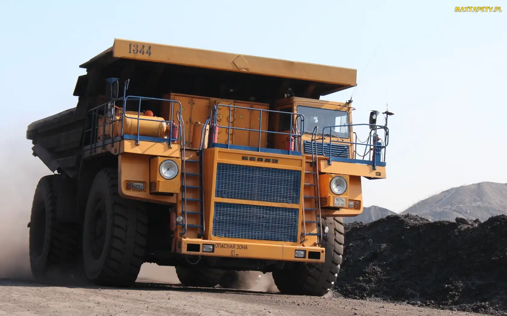 Pył, Kamieniołom, Ciężarówka, BelAZ 75710