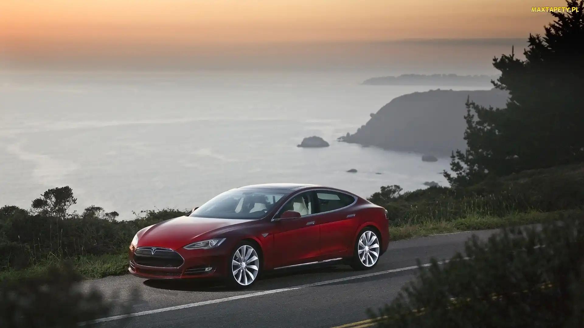 Tesla, Model S