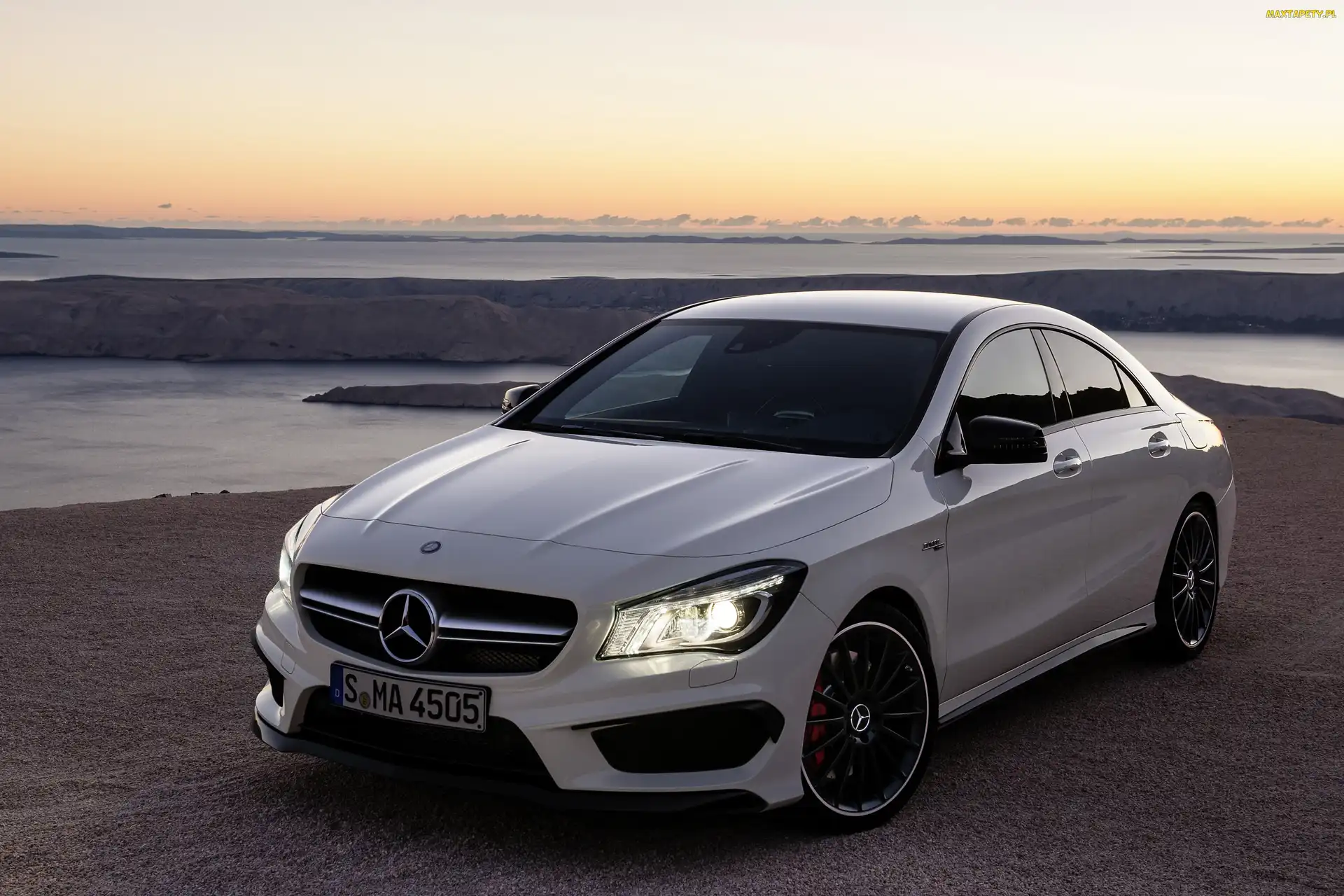 Mercedes Benz CLA 45 AMG