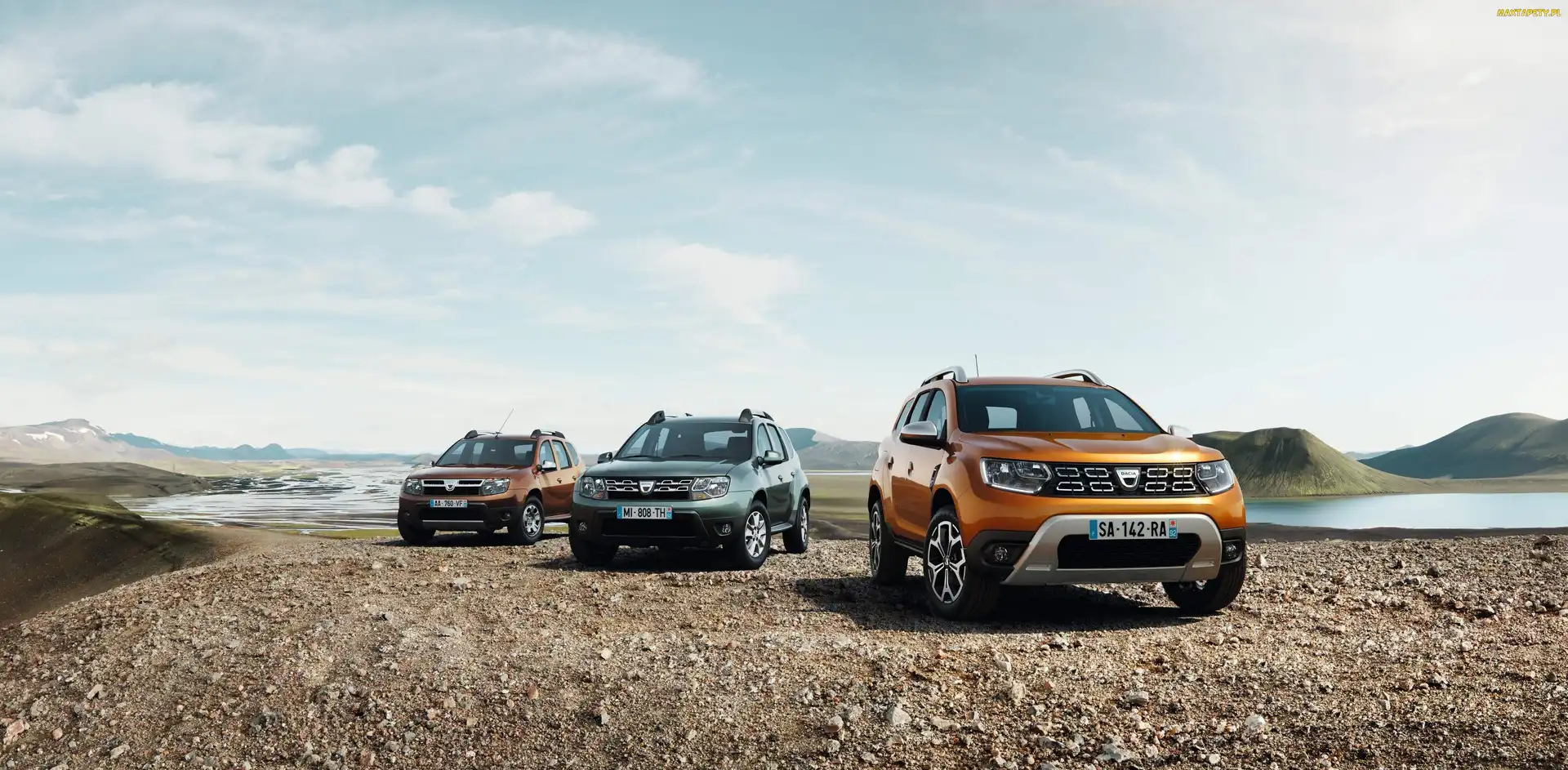 Samochody, 2018, Dacia Duster II, Dacia Duster I, Trzy
