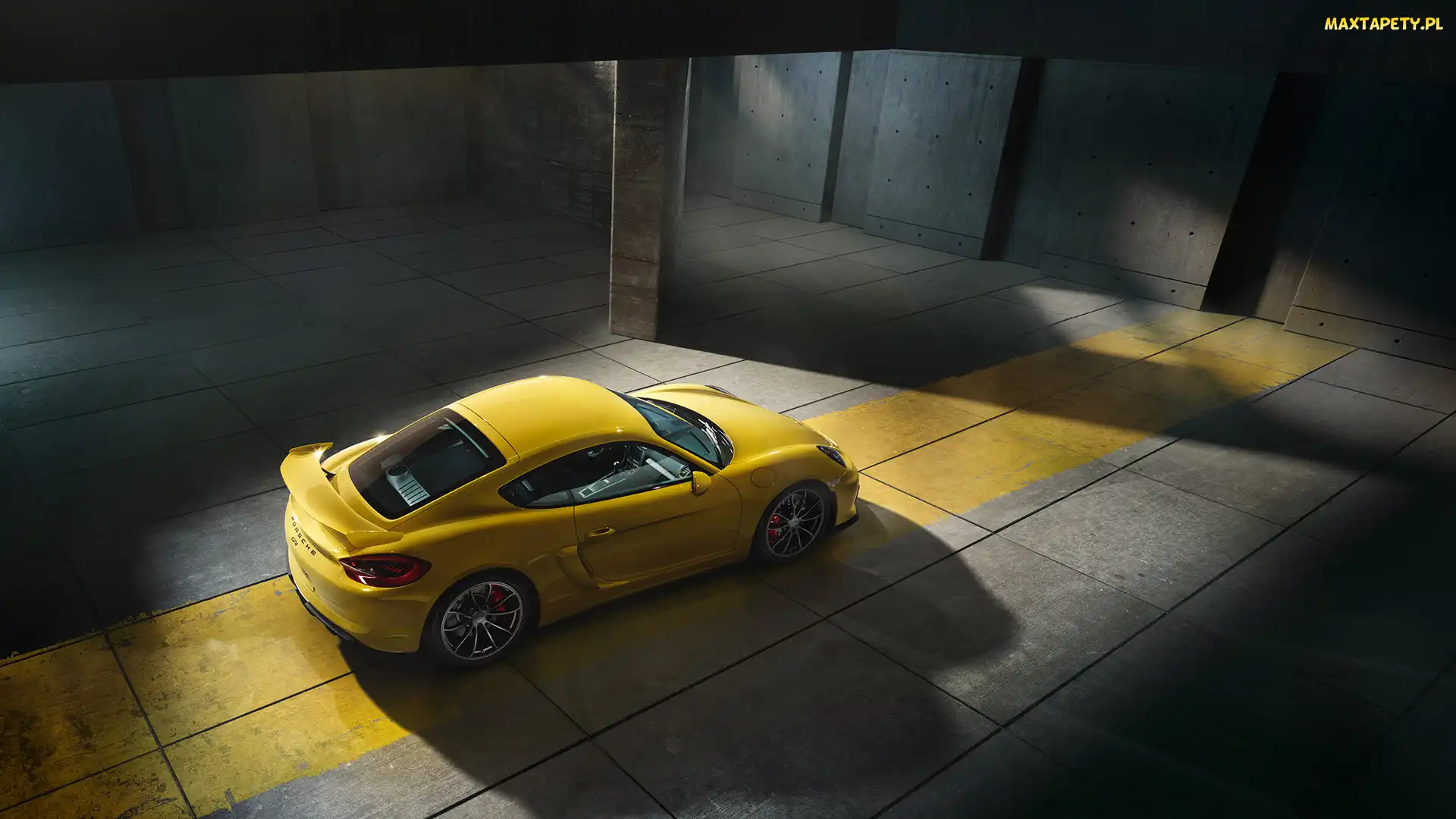 Porsche Cayman GT4, Żółte