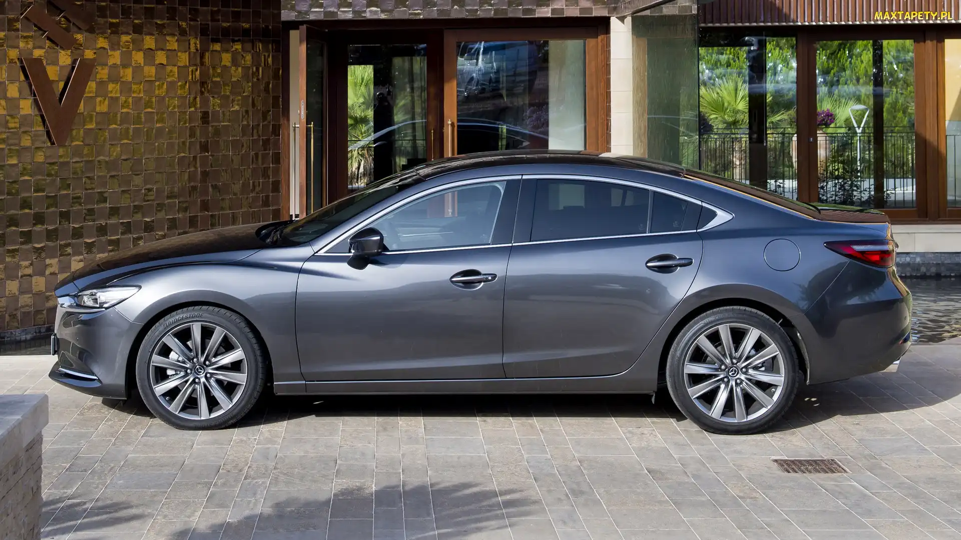 Sedan, Bok, Mazda 6