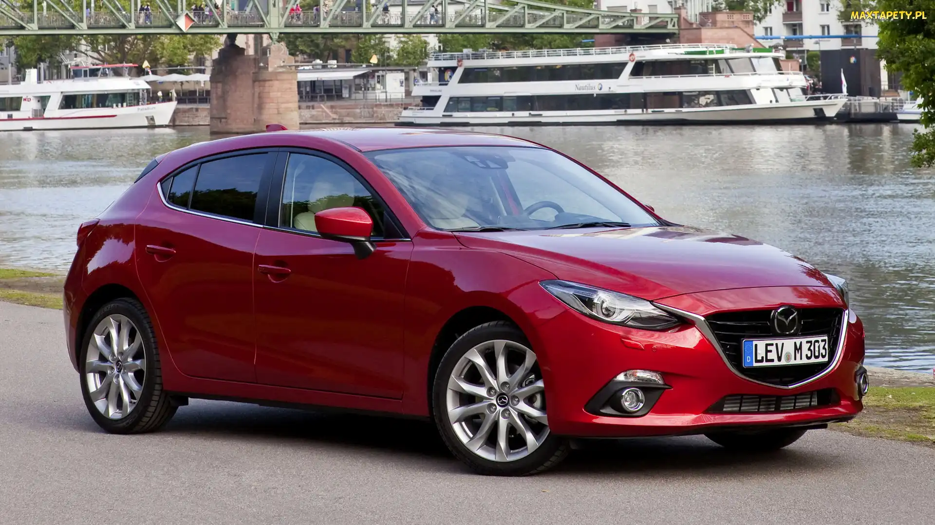 Czerwona, Hatchback, Mazda 3