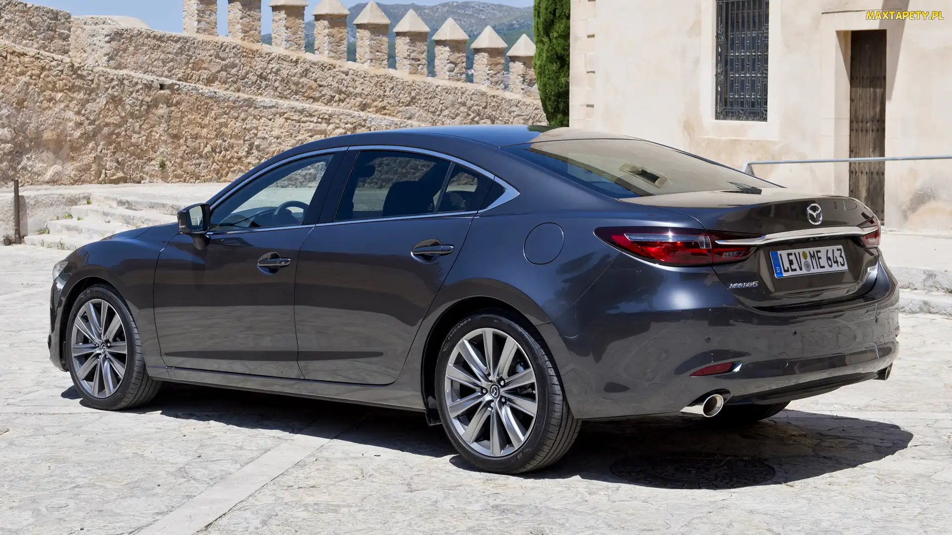 Bok, Mazda 6
