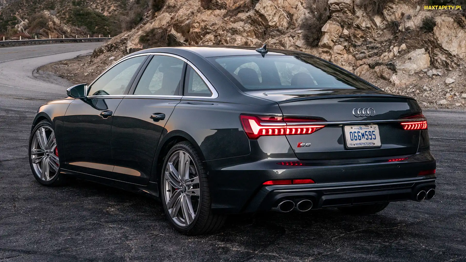 Audi S6 Sedan, Tył