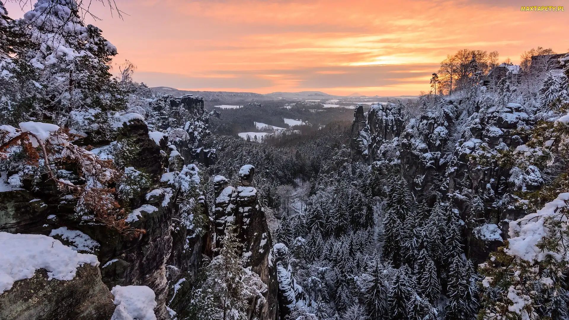 Park Narodowy Saskiej Szwajcarii, Zachód słońca, Skały, Niemcy, Drzewa, Zima, Góry Połabskie