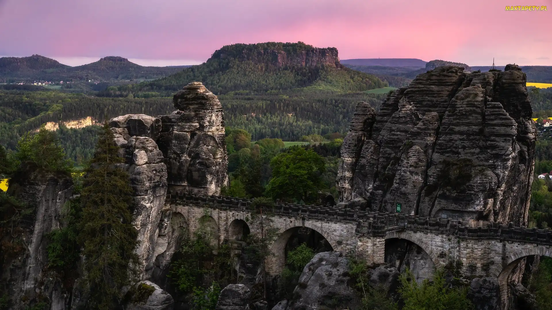 Skały, Zachód słońca, Most, Bastei, Park Narodowy Saskiej Szwajcarii, Formacja skalna, Niemcy, Góry Połabskie