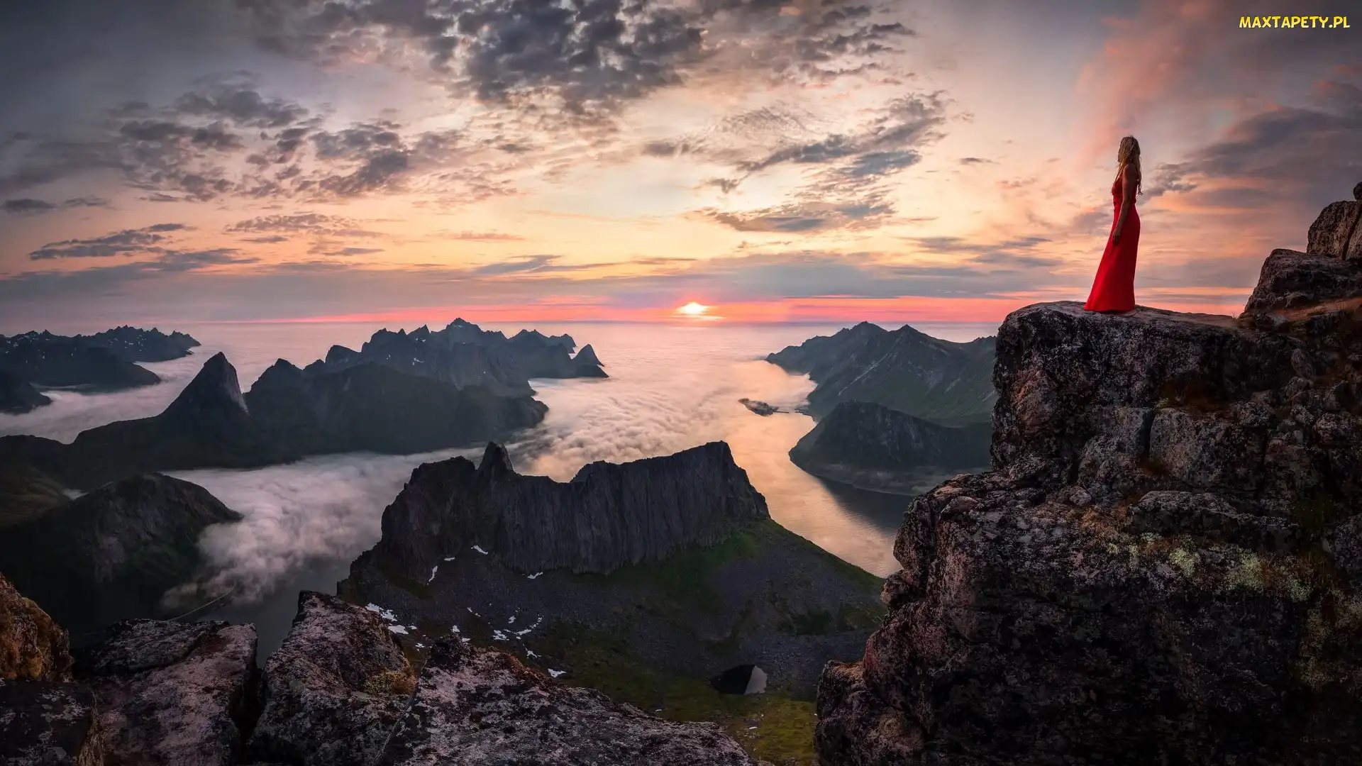 Wyspa, Norwegia, Chmury, Góry, Morze, Kobieta, Senja