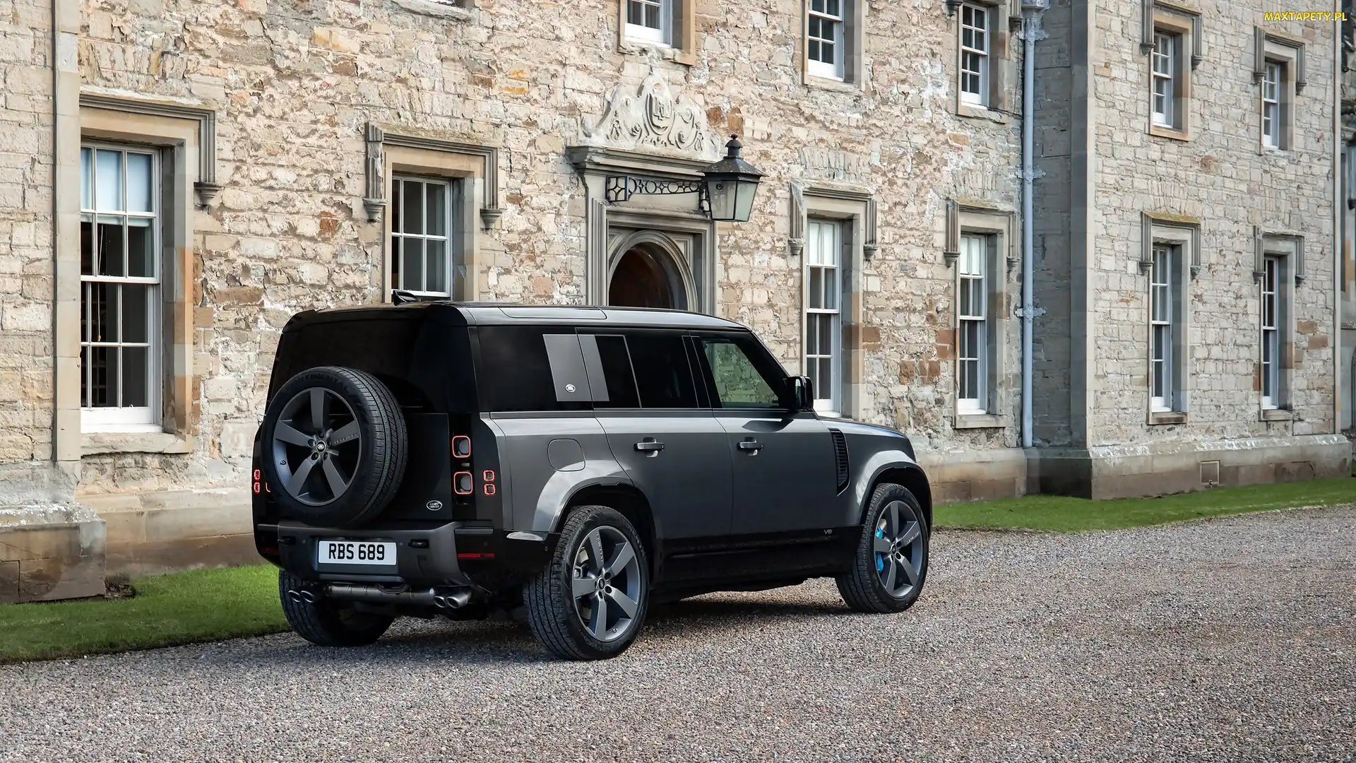 Czarny, Budynek, Druga generacja, Land Rover Defender II