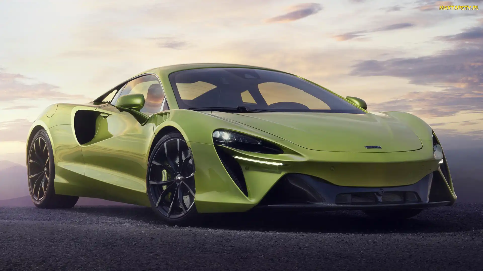 Przód, McLaren Artura