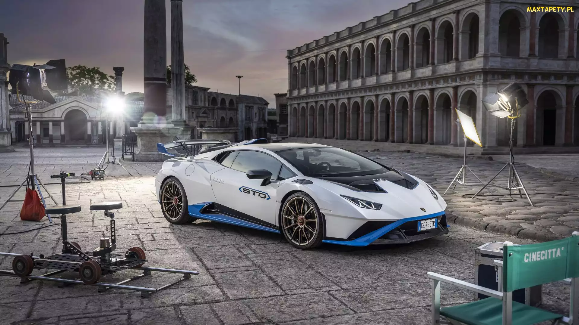 Lamborghini Huracan STO, Plac
