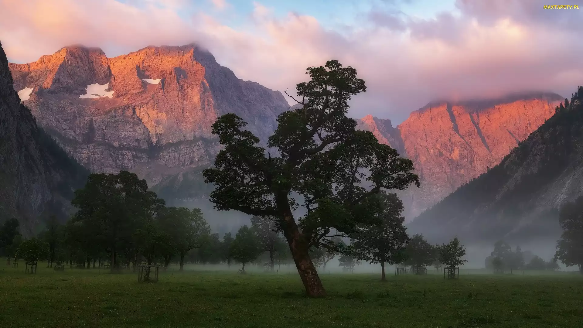Góry Karwendel, Tyrol, Mgła, Austria, Chmury, Klony, Dolina, Płaskowyż Ahornboden, Drzewa