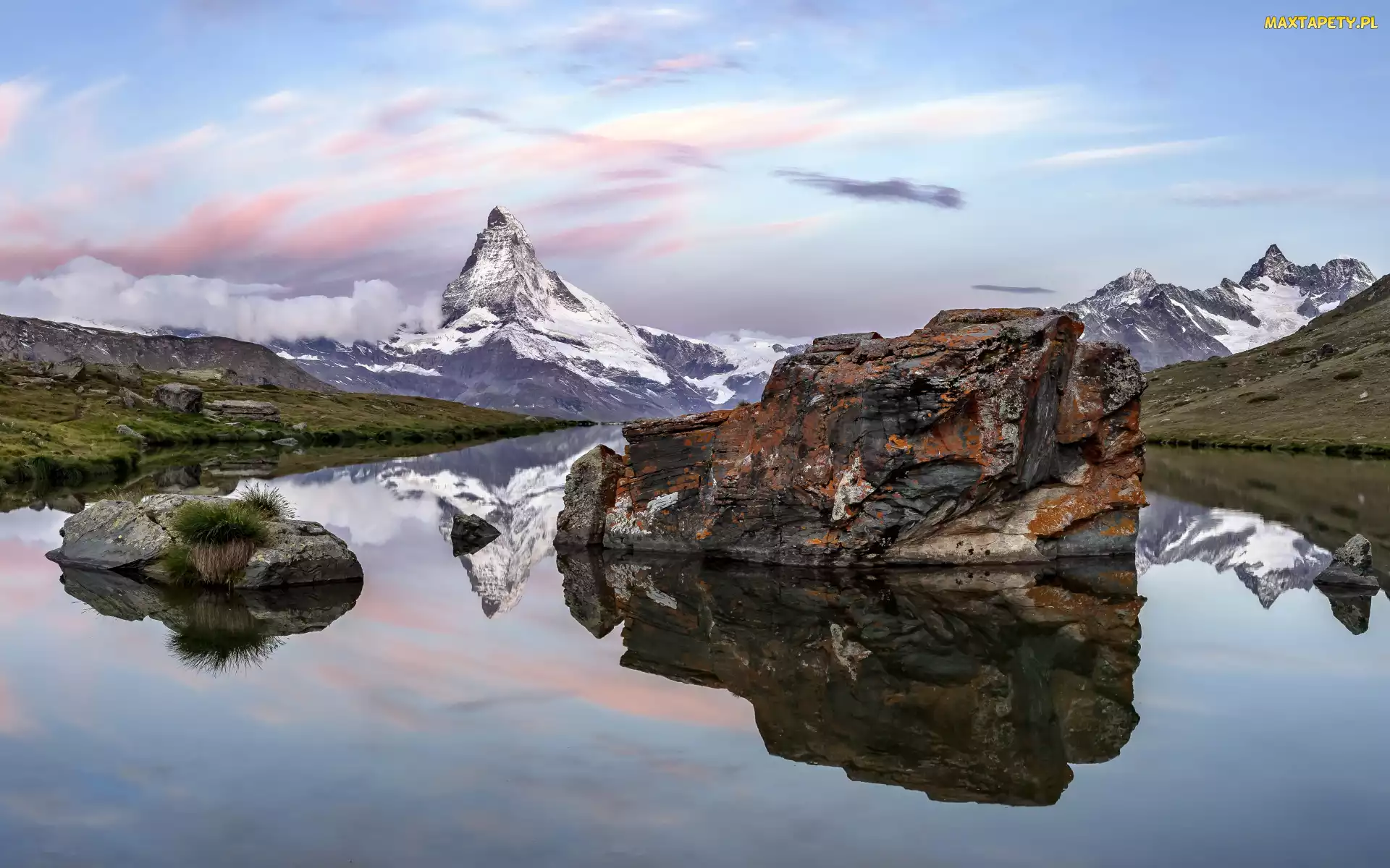 Alpy, Odbicie, Góry, Skały, Zermatt, Szczyt Matterhorn Jezioro Stellisee, Szwajcaria, Miejscowość