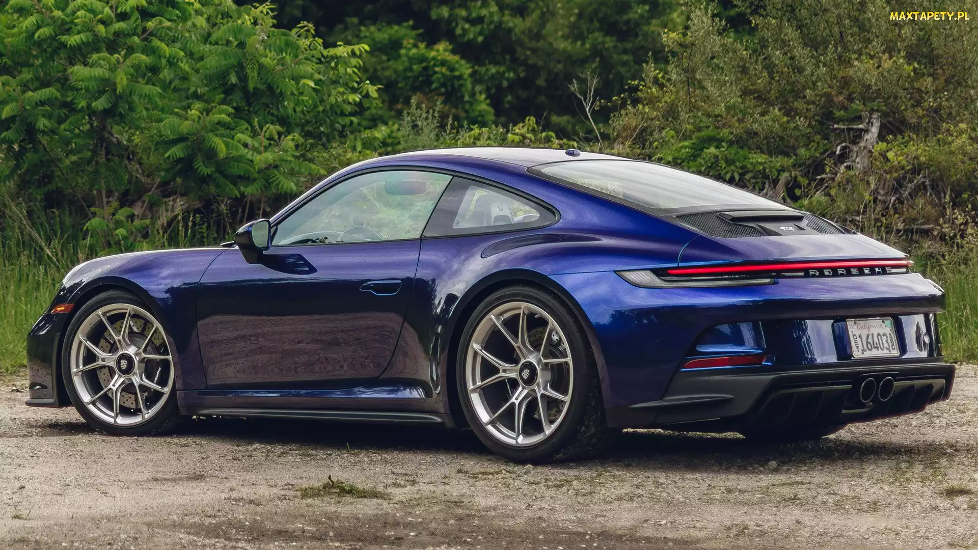 Porsche 911 GT3 Touring Package, Bok