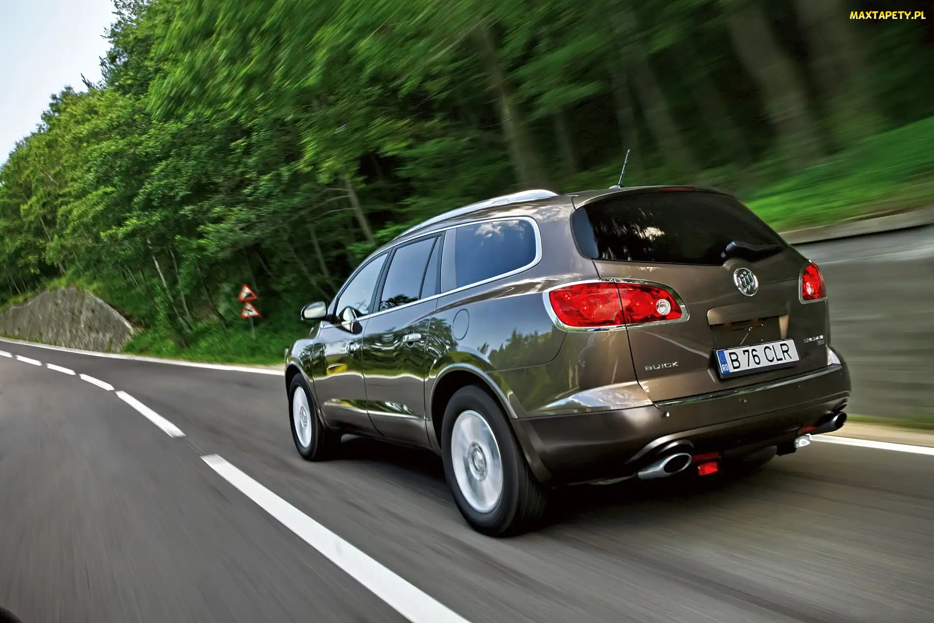 Buick Enclave, Droga, Tył